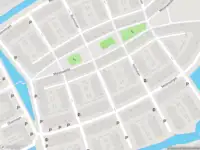 Ambulance met grote spoed naar de Moutmolen in Delft