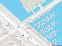 Ambulance met gepaste spoed naar de Haringbuisdijk in Amsterdam