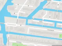 Ambulance met grote spoed naar de Wilhelminalaan in Boskoop