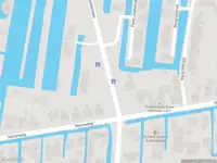 Brandweer met gepaste spoed naar de Pieter Joostenlaan in Wilnis