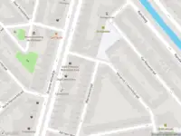 Ambulance met grote spoed naar de Walravenstraat in Rotterdam