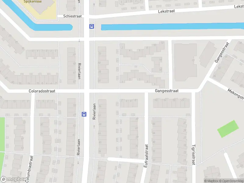 Ambulance met gepaste spoed naar de Gangesstraat in Spijkenisse