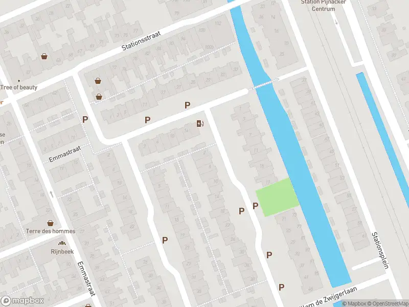 Ambulance met grote spoed naar de Keurmeesterstraat in Pijnacker