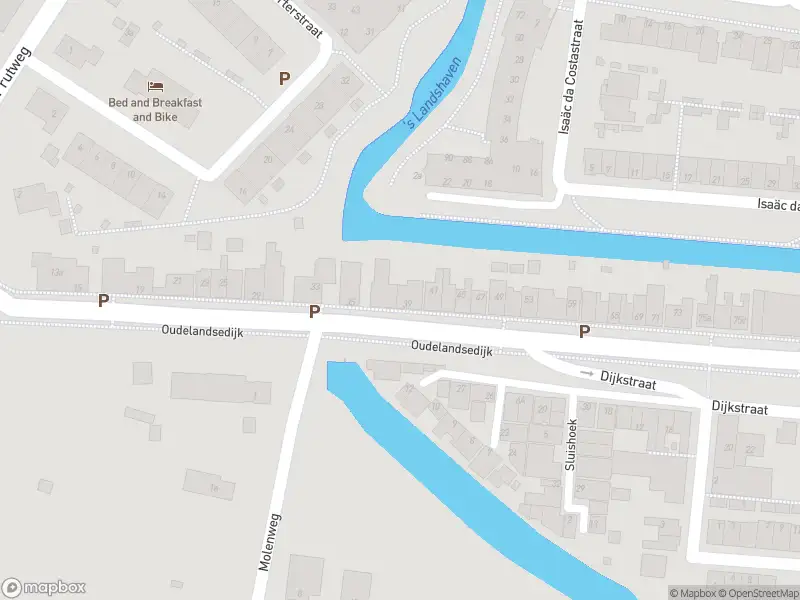 Ambulance met grote spoed naar de Oudelandsedijk in Sommelsdijk