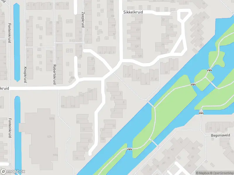 Ambulance met grote spoed naar de Watertorkruid in Nieuwerkerk aan den IJssel