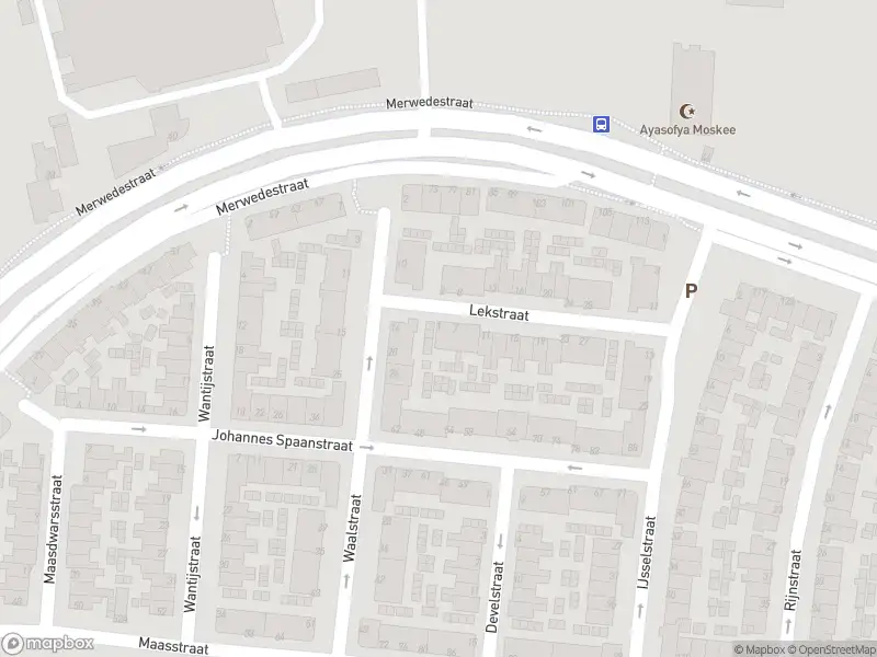 Ambulance met gepaste spoed naar de Lekstraat in Dordrecht