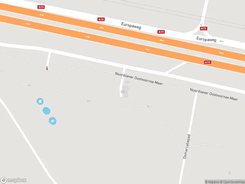 Ambulance met gepaste spoed naar de Rijksweg A15 in Europoort Rotterdam