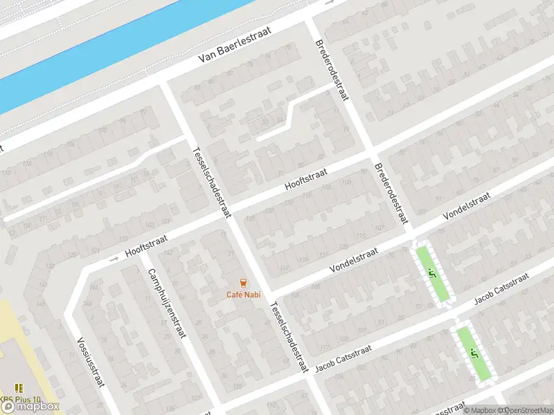 Ambulance met gepaste spoed naar de Hooftstraat in Dordrecht