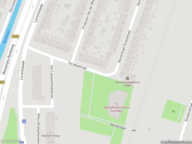 Ambulance met grote spoed naar de Faradaystraat in Haarlem