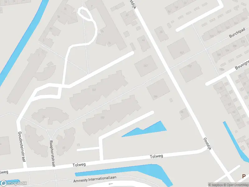 Ambulance met grote spoed naar de Muiderslotpad in Hellevoetsluis