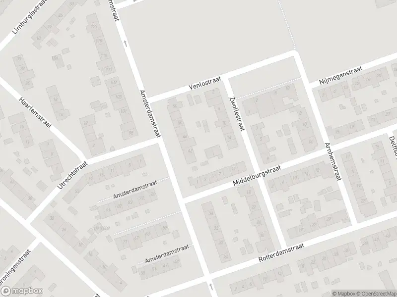 Brandweer met grote spoed naar de Spoordamstraat in Heerlen vanwege voertuigbrand