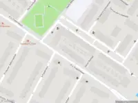 Ambulance met grote spoed naar de P J Troelstralaan in Schiedam