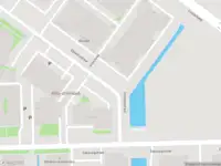 Ambulance met grote spoed naar de Zekeringstraat in Amsterdam