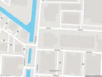 Ambulance met grote spoed naar de Hamburg in Barendrecht