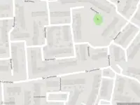 Ambulance met grote spoed naar de Baarsveen in Spijkenisse