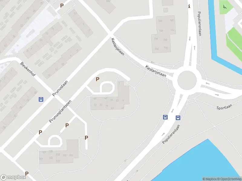 Ambulance met gepaste spoed naar de Prunusplantsoen in Ridderkerk