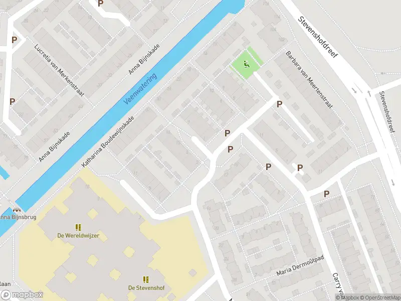 Brandweer met gepaste spoed naar de Aagje Dekenstraat in Leiden vanwege wateroverlast