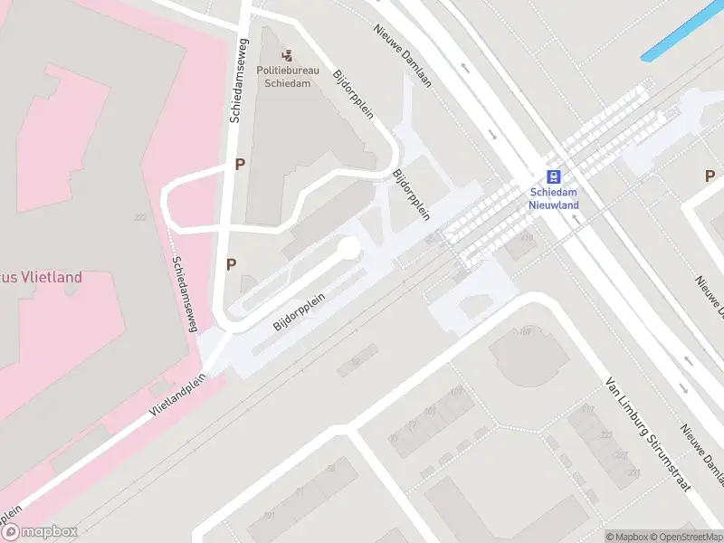 Ambulance met gepaste spoed naar de Nieuwe Damlaan in Schiedam