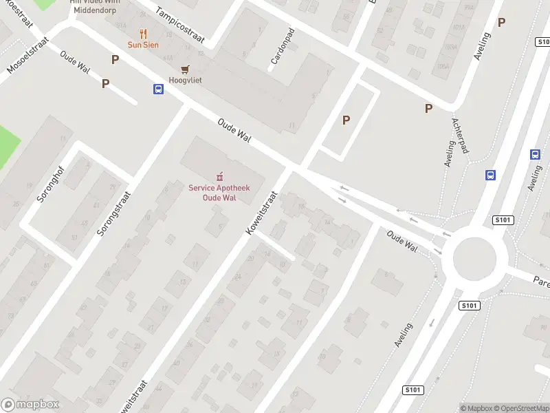 Ambulance met grote spoed naar de Oude Wal in Hoogvliet Rotterdam