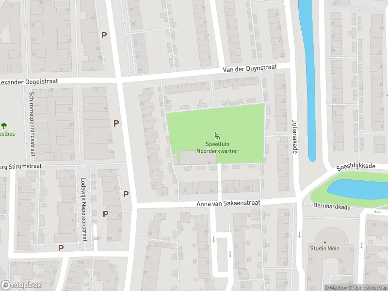 Ambulance met grote spoed naar de Amaliastraat in Leiden