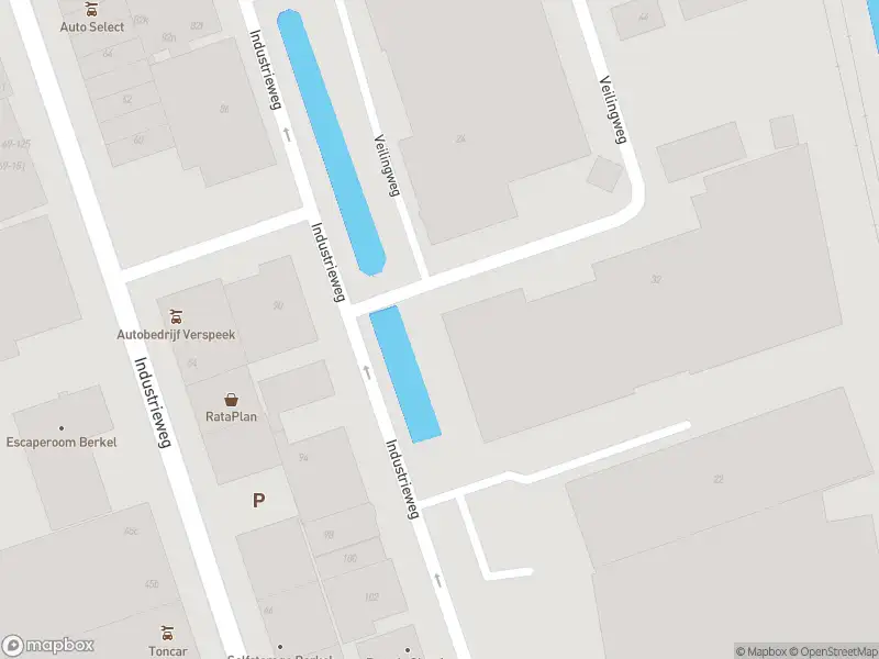 Ambulance met grote spoed naar de Veilingweg in Berkel en Rodenrijs