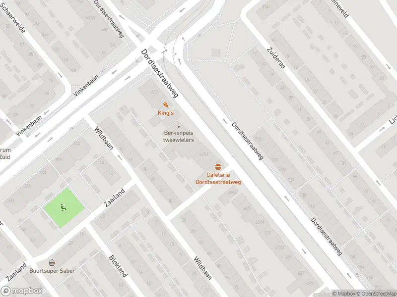 Ambulance met gepaste spoed naar de Dordtsestraatweg in Rotterdam