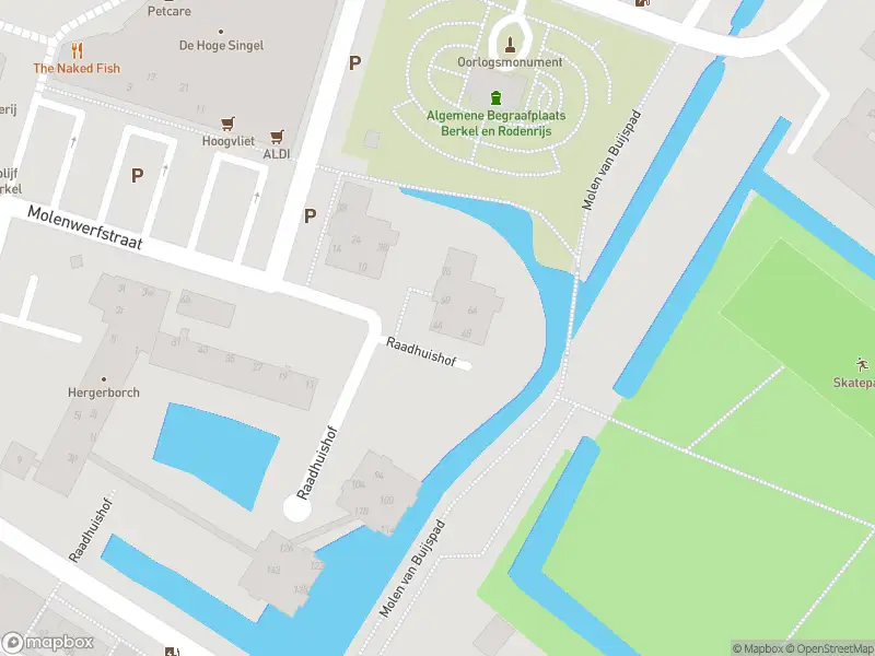 Ambulance met grote spoed naar de Raadhuishof in Berkel en Rodenrijs