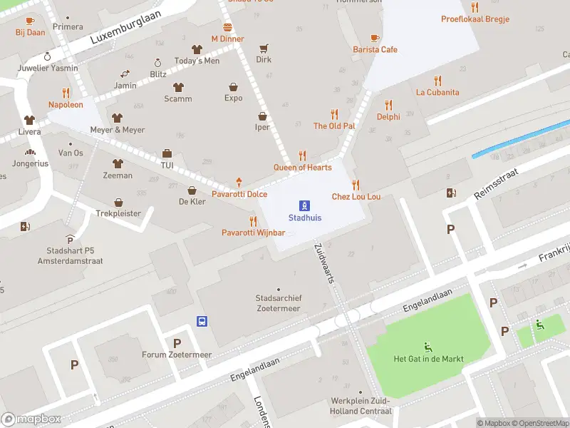 Ambulance met gepaste spoed naar de Stadhuisplein in Zoetermeer