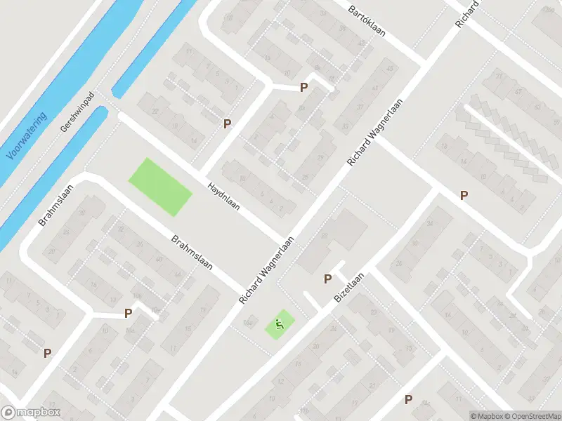 Ambulance met gepaste spoed naar de Haydnlaan in Voorschoten