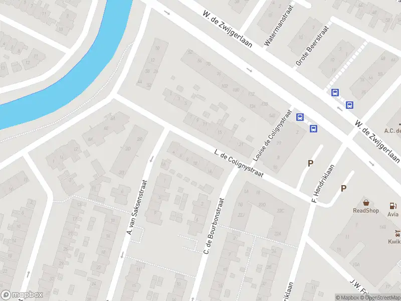 Ambulance met gepaste spoed naar de Louise de Colignystraat in Alkmaar