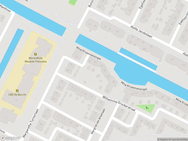 Politie naar de Veldmuislaan in Veenendaal vanwege aanrijding met letsel