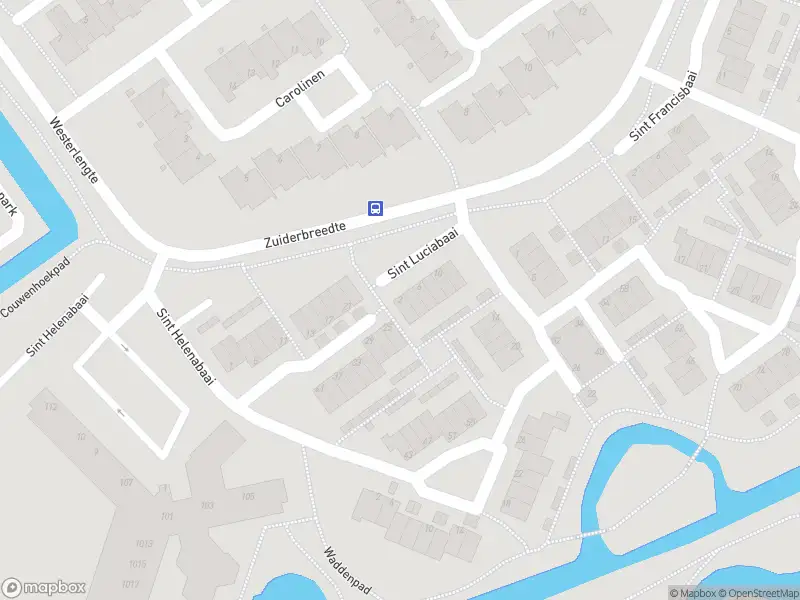 Ambulance met grote spoed naar de Sint Luciabaai in Capelle aan den IJssel