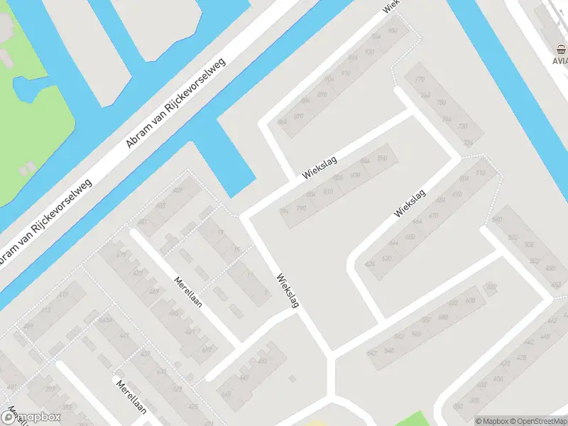 Ambulance met grote spoed naar de Wiekslag in Capelle aan den IJssel