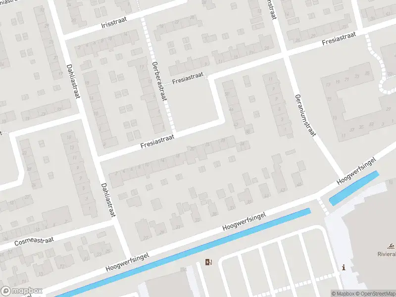 Ambulance met gepaste spoed naar de Fresiastraat in Spijkenisse