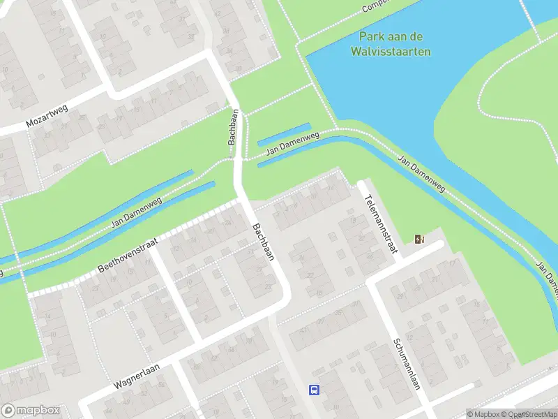 Ambulance met gepaste spoed naar de Bachbaan in Spijkenisse