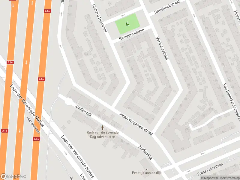 Ambulance met gepaste spoed naar de Johan Wagenaarstraat in Dordrecht