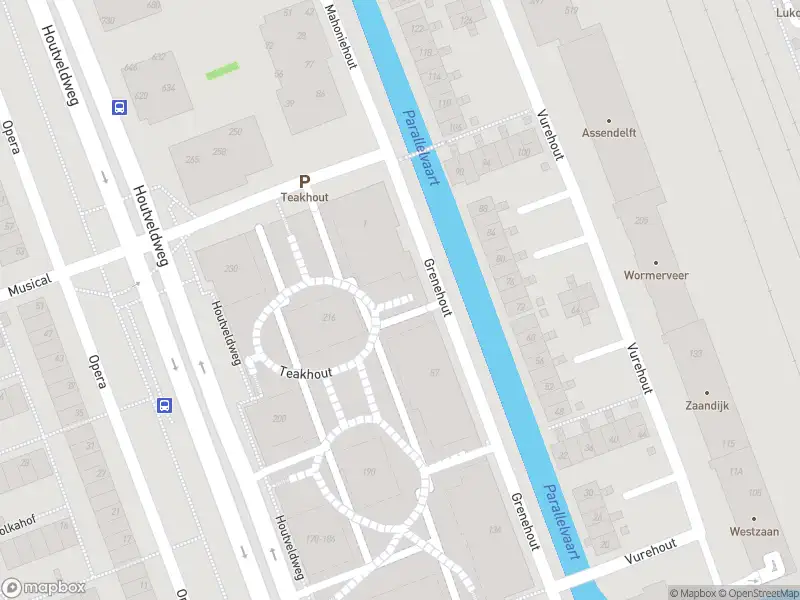 Ambulance met grote spoed naar de Teakhout in Zaandam