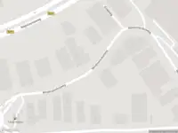 Ambulance met grote spoed naar de Windmolenbosweg in Haelen