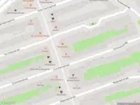 Ambulance met grote spoed naar de Roomtuintjes in Amsterdam