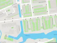 Ambulance met grote spoed naar de Veerschuitplantsoen in Wormer