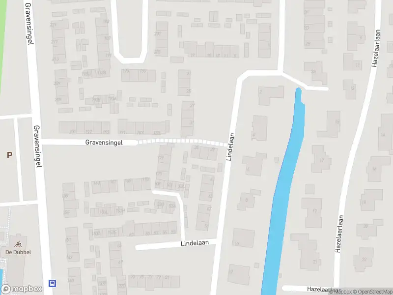 Ambulance met gepaste spoed naar de Lindelaan in Dordrecht