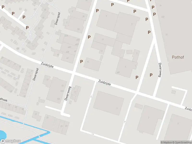 Ambulance met gepaste spoed naar de Ruysdaelstraat in Rozenburg