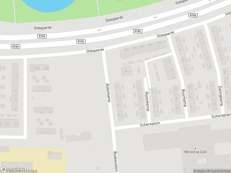 Ambulance met grote spoed naar de Aldenkamp in Rotterdam