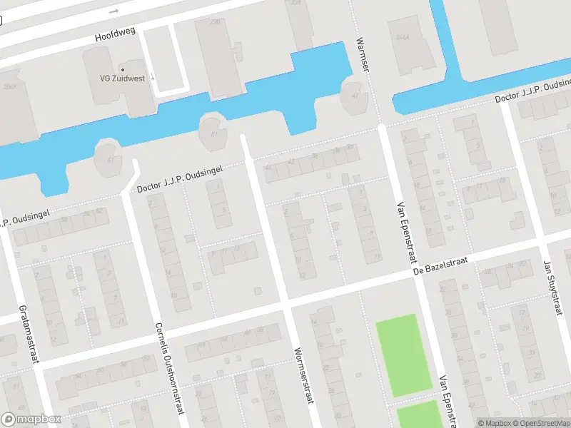 Ambulance met gepaste spoed naar de Wormserstraat in Rotterdam