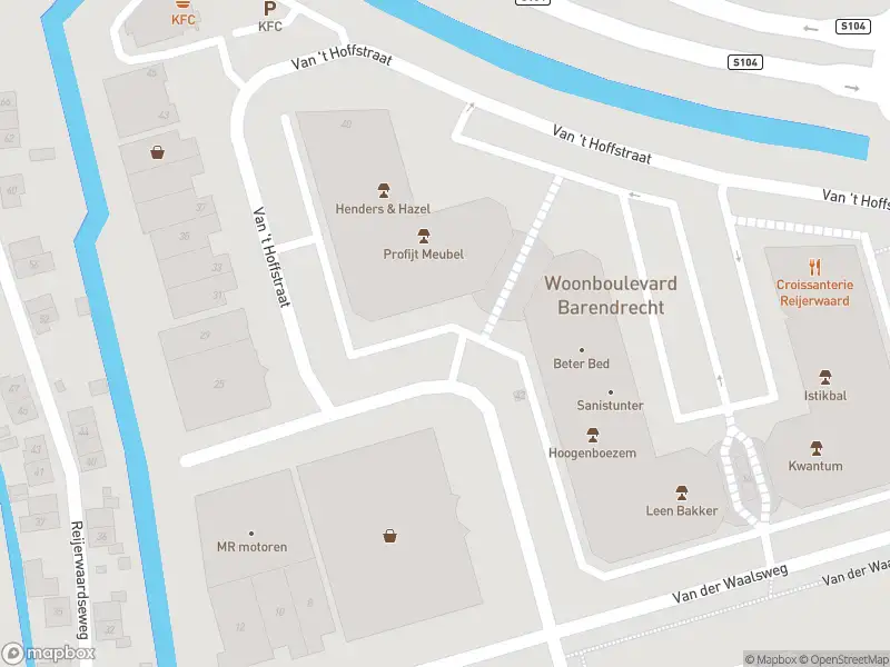 Ambulance met grote spoed naar de Van 't Hoffstraat in Barendrecht