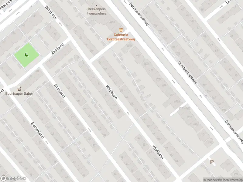 Ambulance met grote spoed naar de Wildbaan in Rotterdam