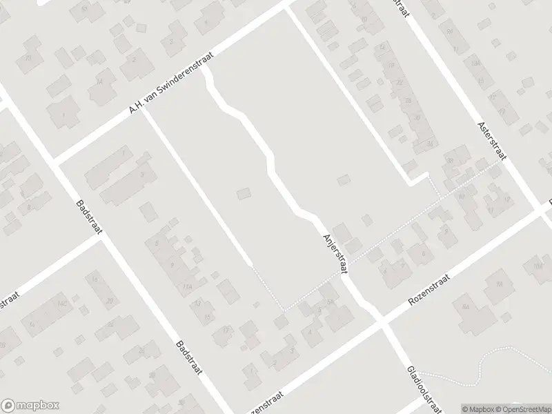 Brandweer met gepaste spoed naar de Asterstraat in Musselkanaal vanwege een buitenbrand