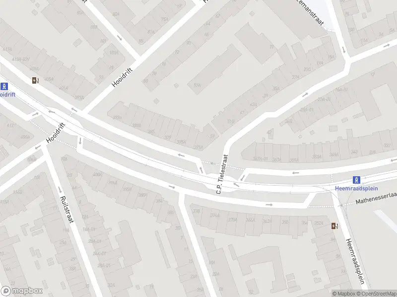 Ambulance met gepaste spoed naar de Mathenesserlaan in Rotterdam