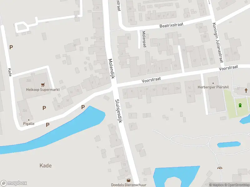 Ambulance met grote spoed naar de Voorstraat in Piershil