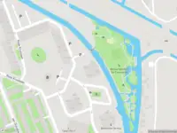 Ambulance met grote spoed naar de Rode Kruislaan in Diemen